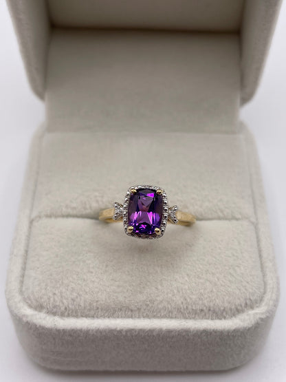 9ct gold amethyst and diamond ring