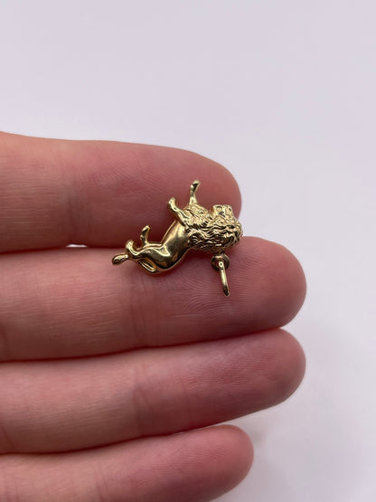 9ct gold lion charm