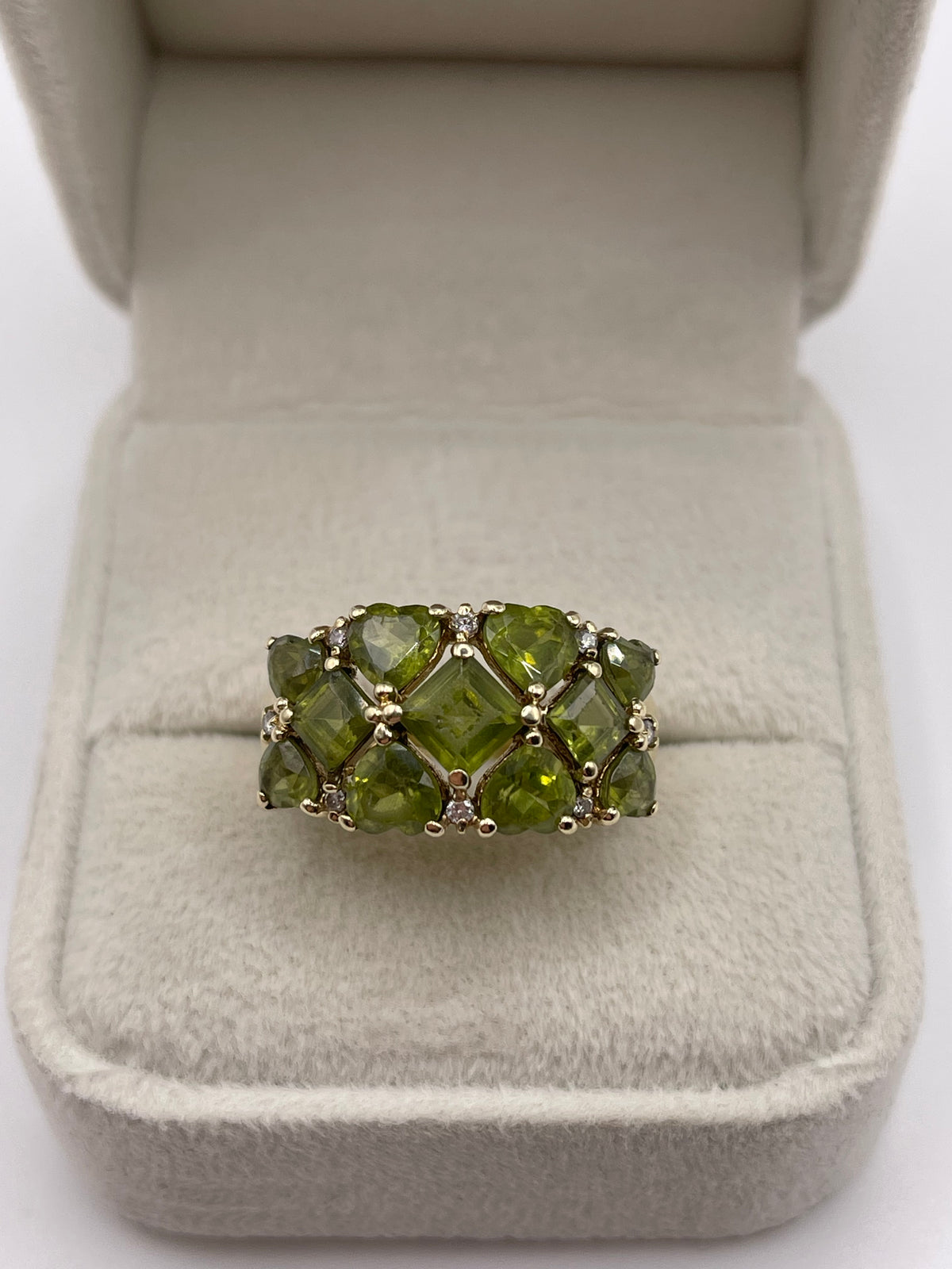 9ct gold quartz and diamond ring