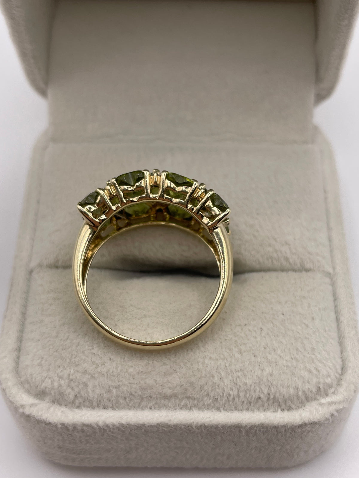 9ct gold quartz and diamond ring