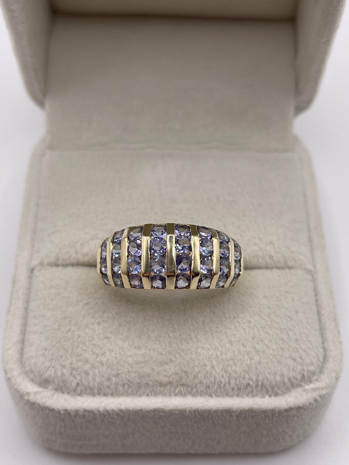 9ct gold tanzanite cluster ring