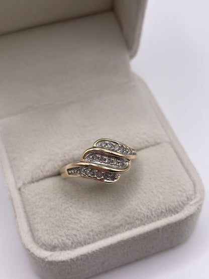 9ct gold diamond cluster ring