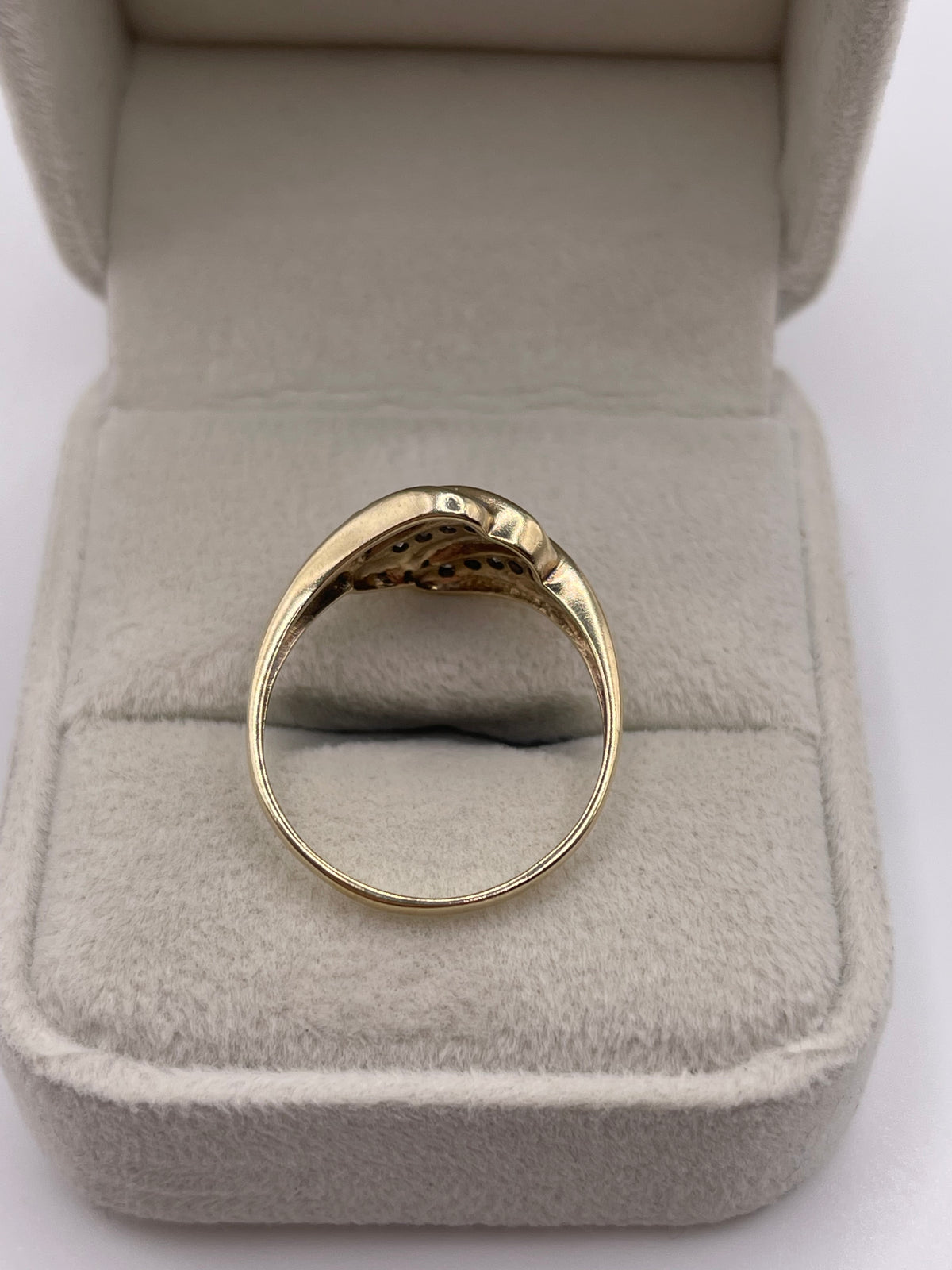 9ct gold diamond cluster ring
