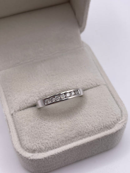 9ct white gold diamond ring