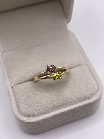 9ct gold quartz ring