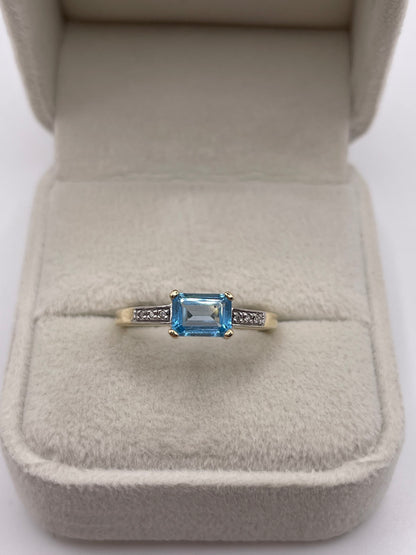 9ct gold topaz and diamond ring