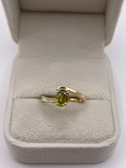 9ct gold sphene ring