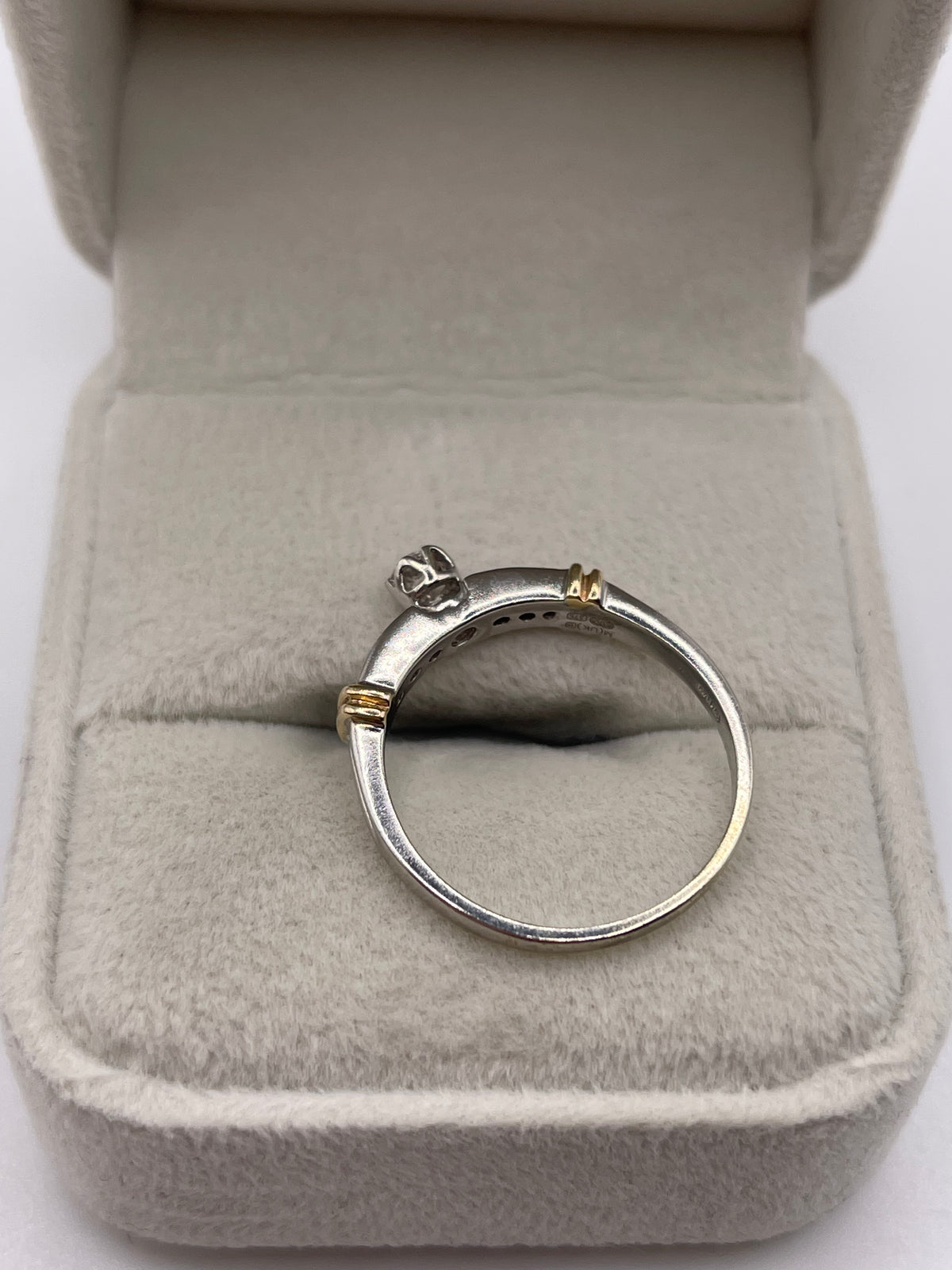9ct white gold diamond ring