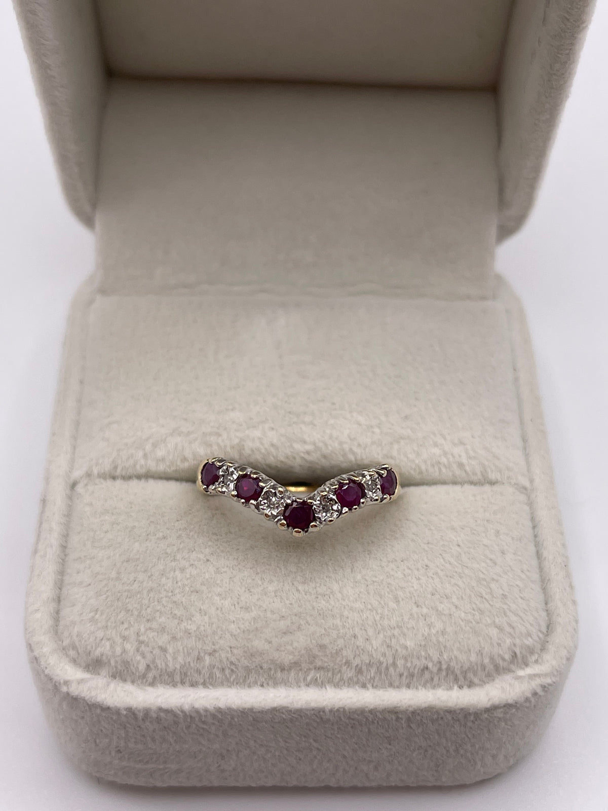 9ct gold ruby and diamond wishbone ring