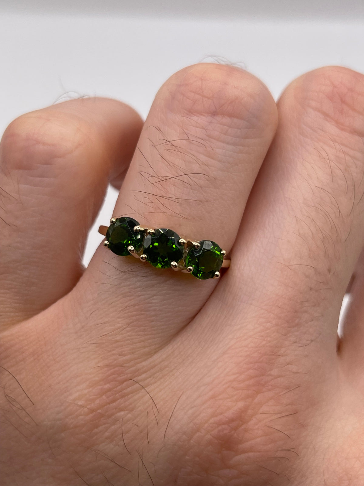 9ct gold diopside ring