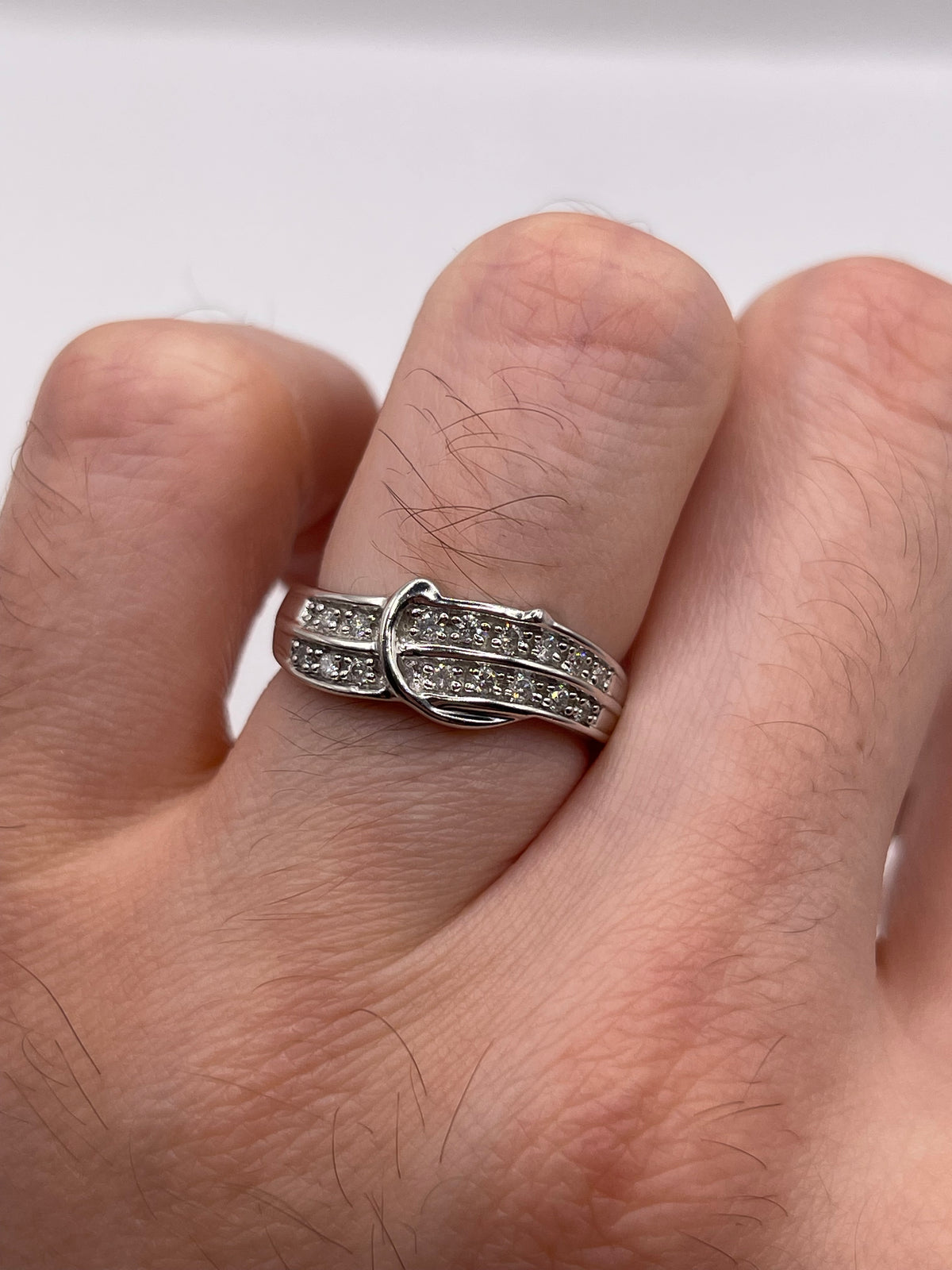 9ct white gold diamond ring