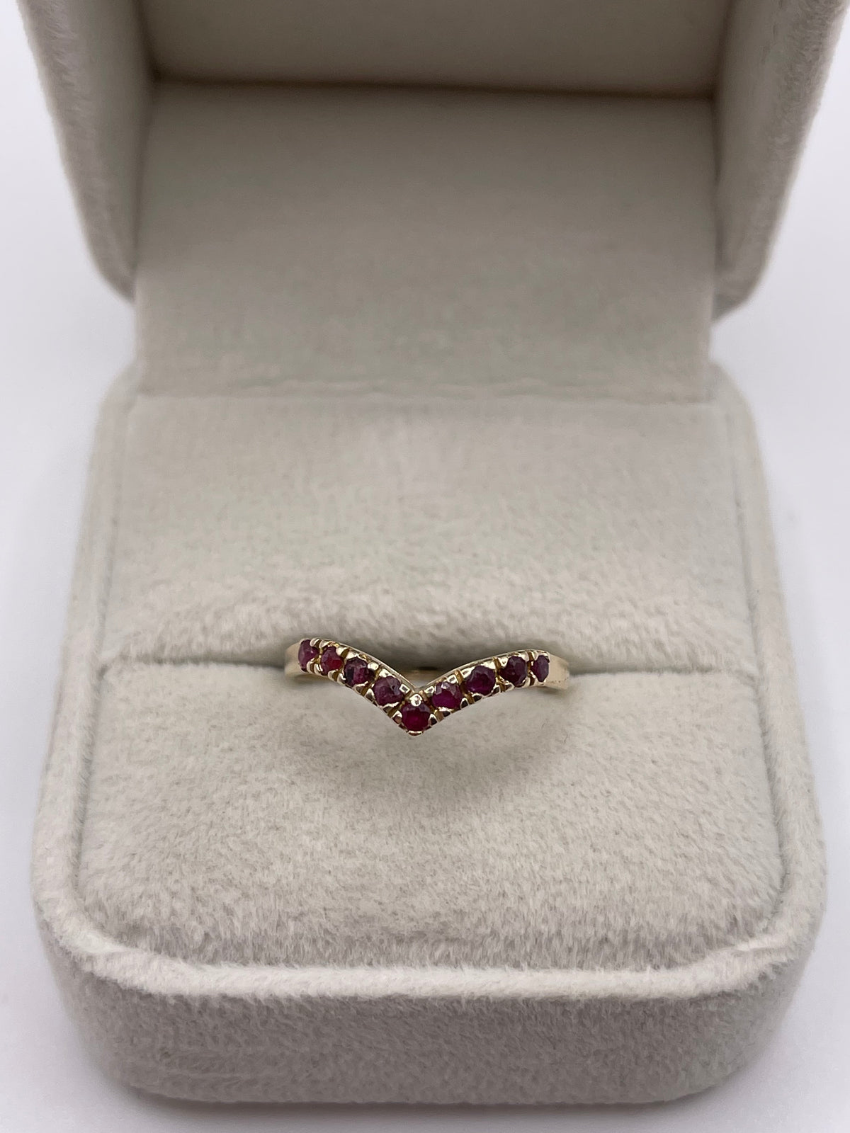 14ct gold ruby wishbone ring