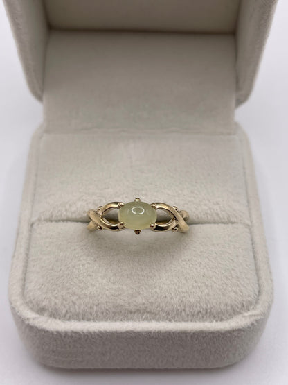 9ct gold cabochon gemstone ring