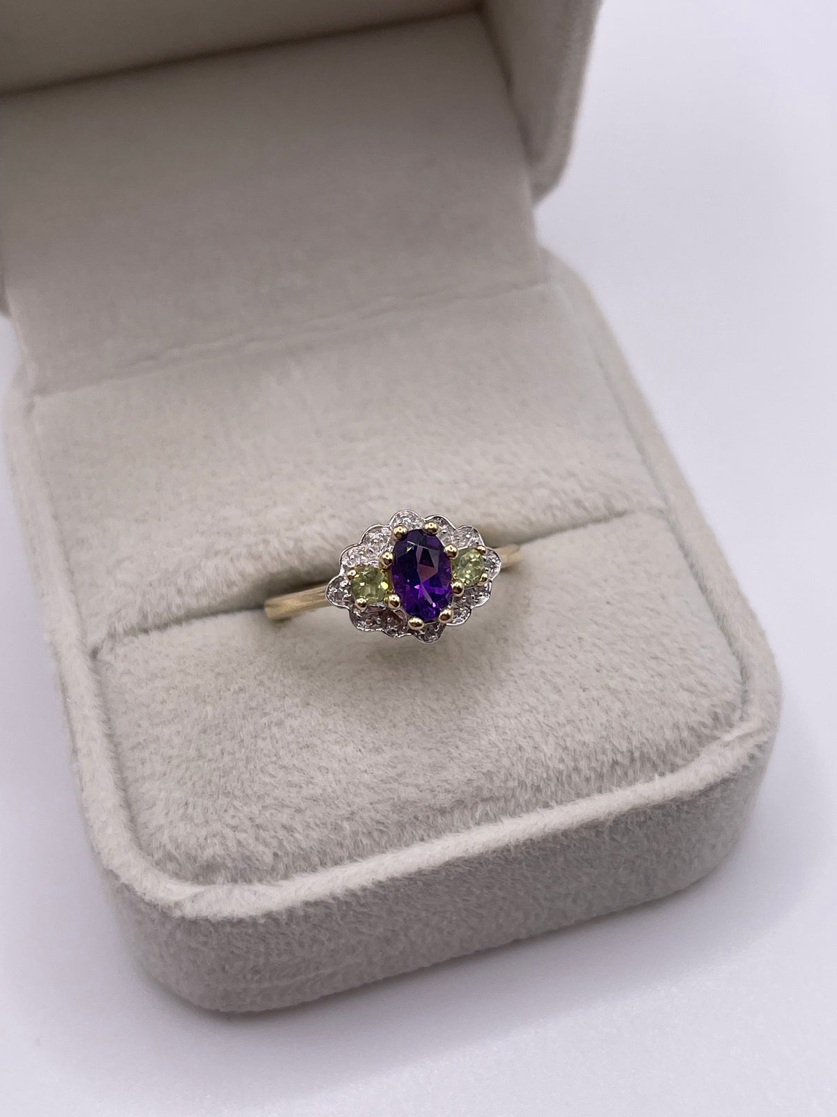9ct gold amethyst, peridot and diamond ring