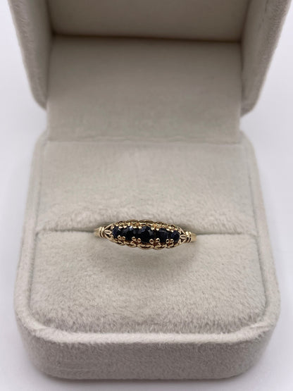 9ct gold sapphire ring