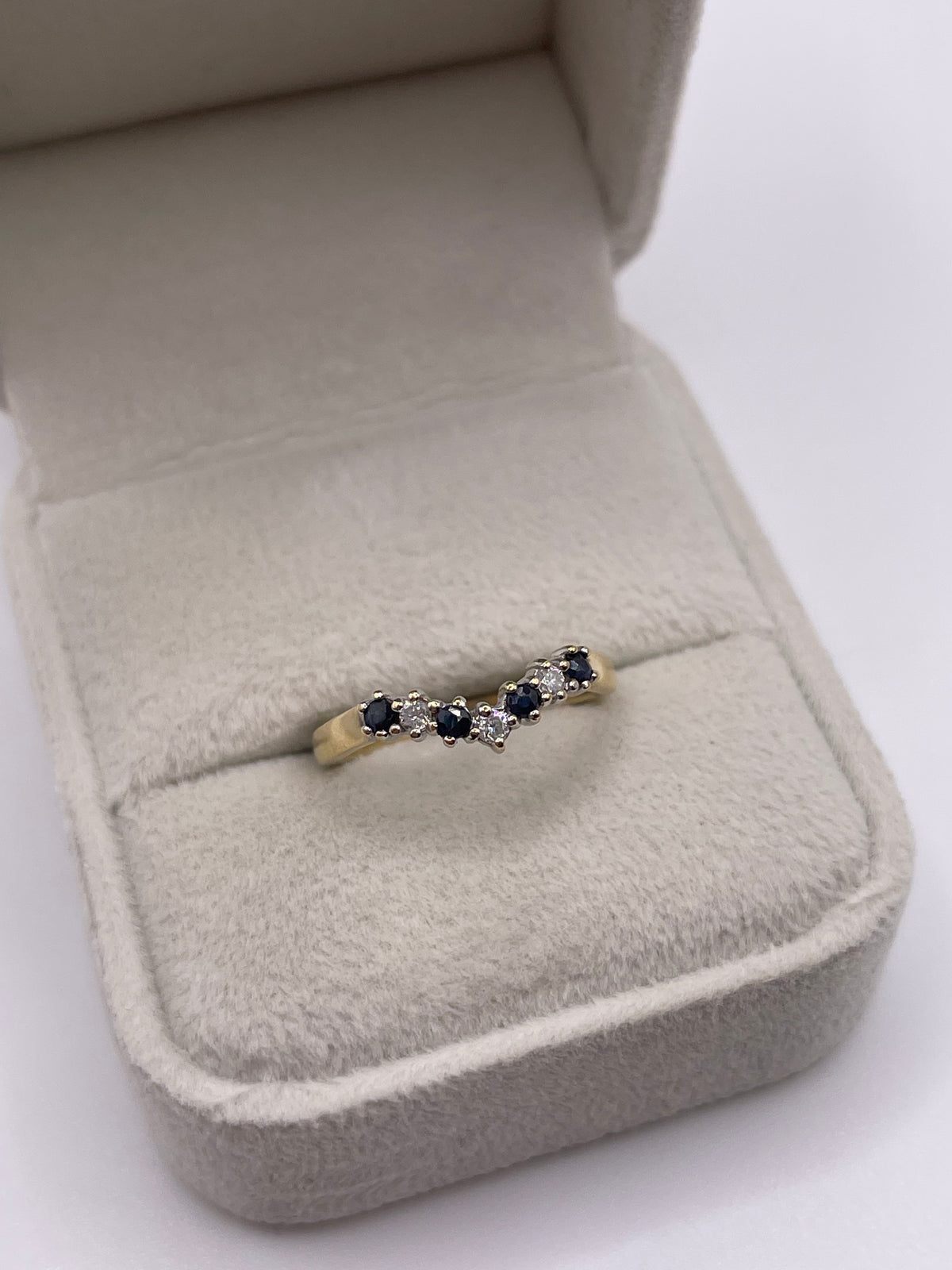 9ct gold sapphire and diamond wishbone ring