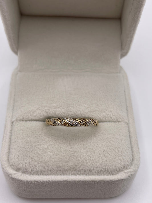 9ct gold diamond ring