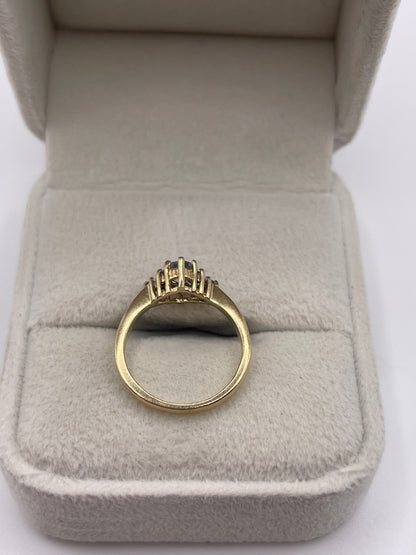 9ct gold aquamarine and diamond ring