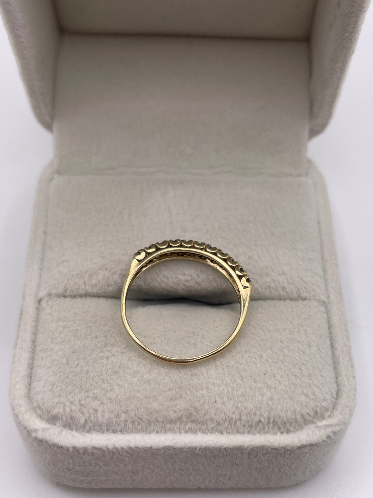 9ct gold emerald and diamond ring