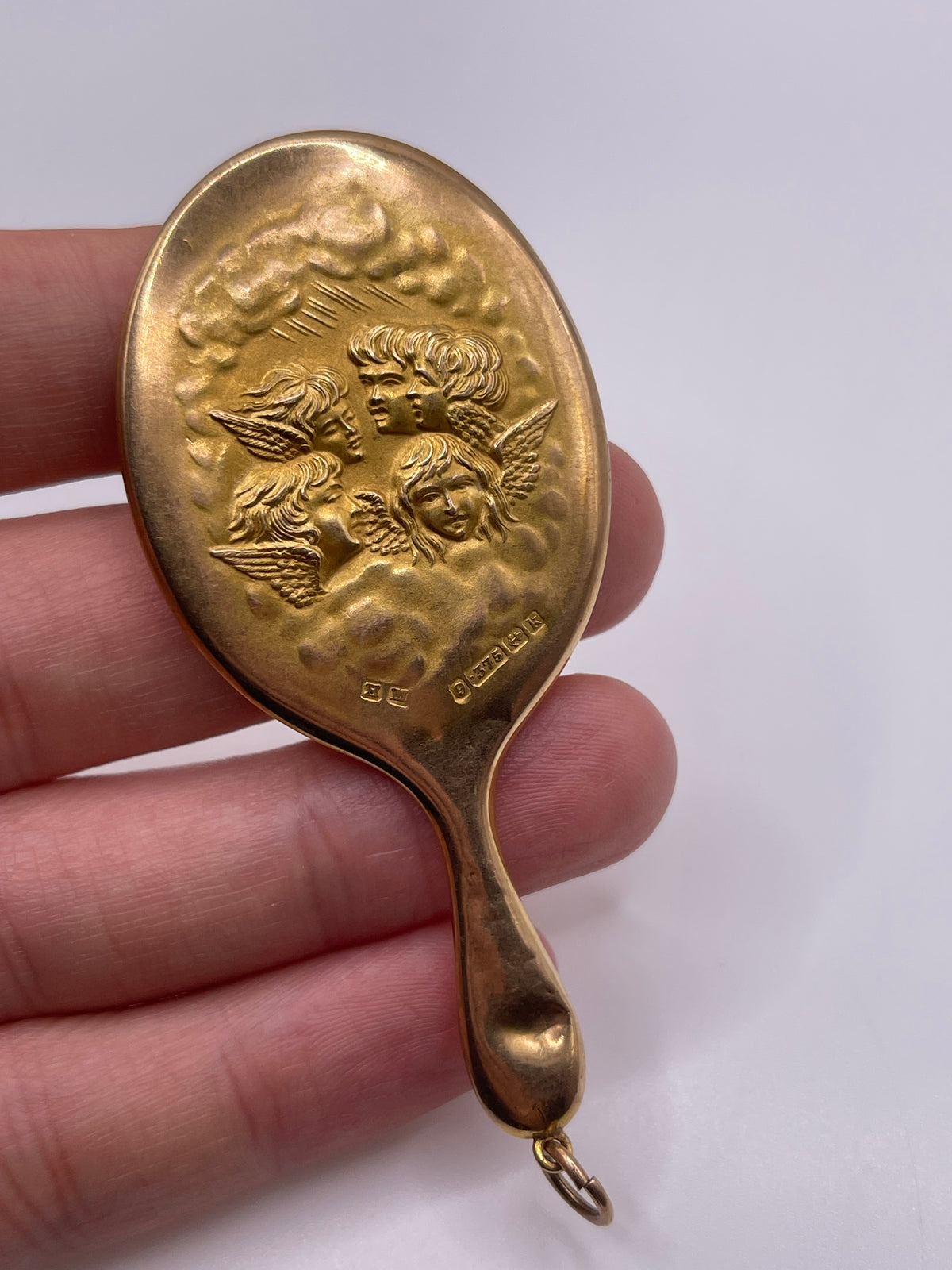 9ct gold cherub mirror pendant
