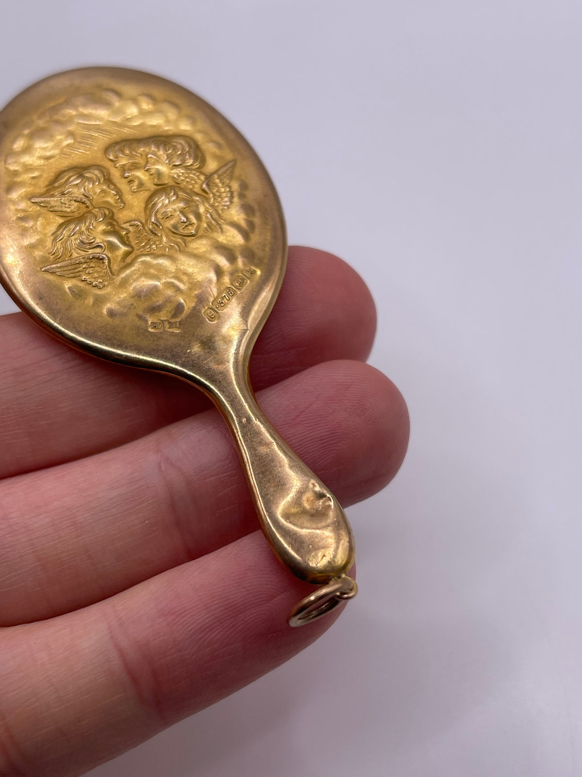9ct gold cherub mirror pendant