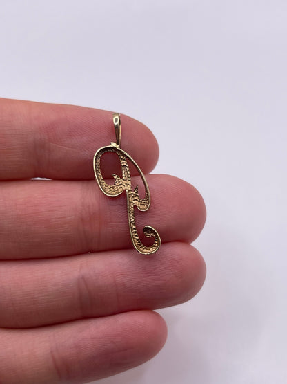 9ct gold initial P pendant