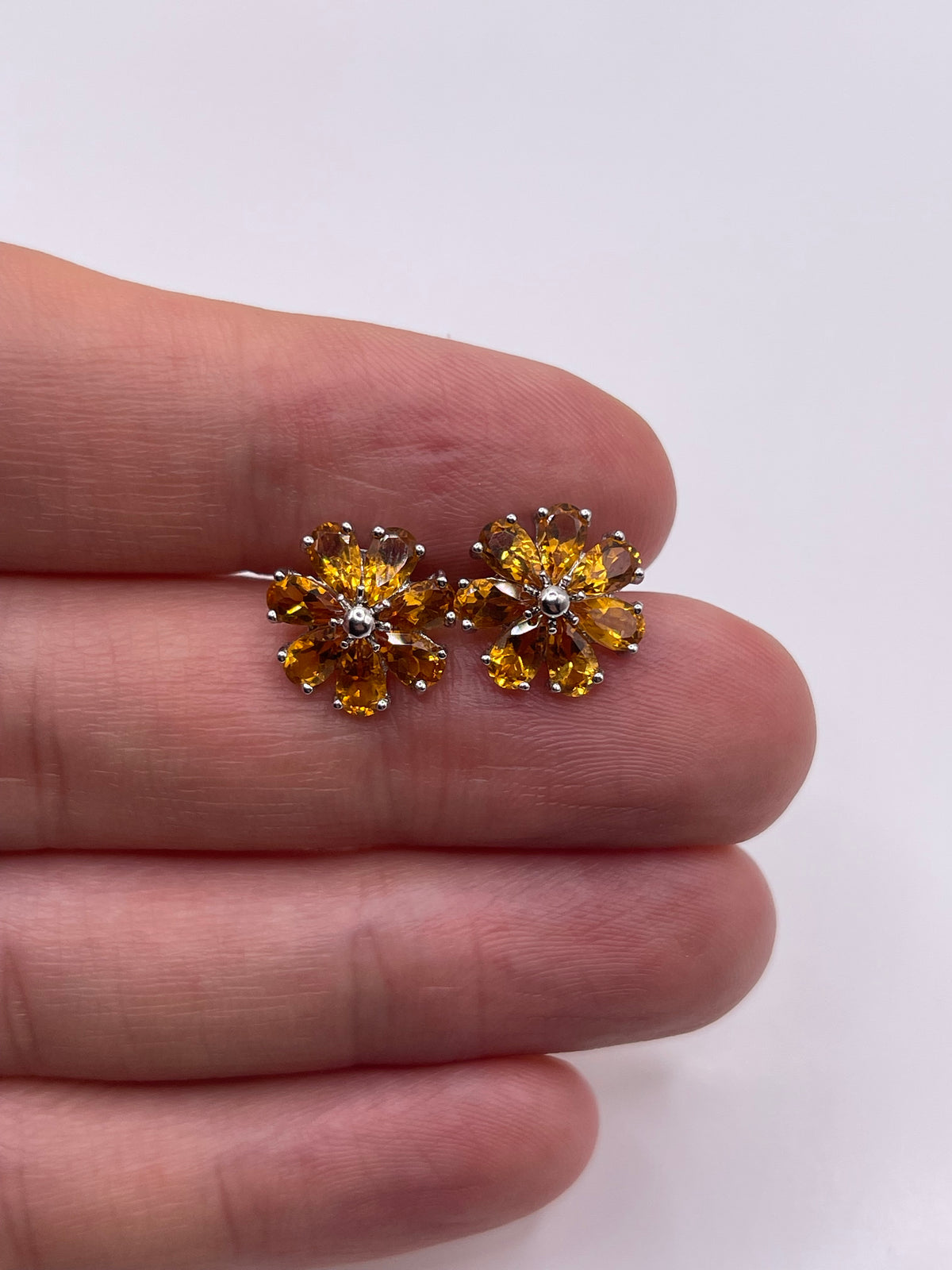 9ct white gold citrine earrings