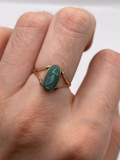 Antique 9ct rose gold cameo ring