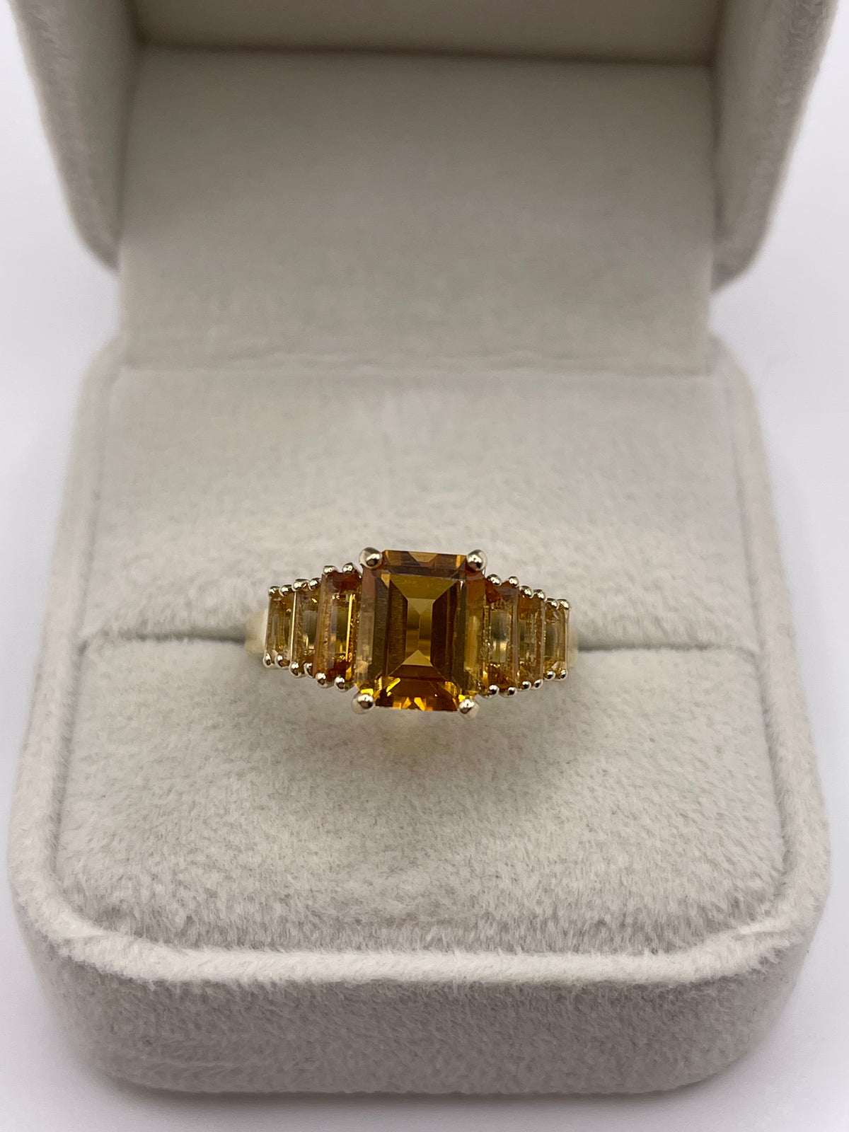 9ct gold citrine ring