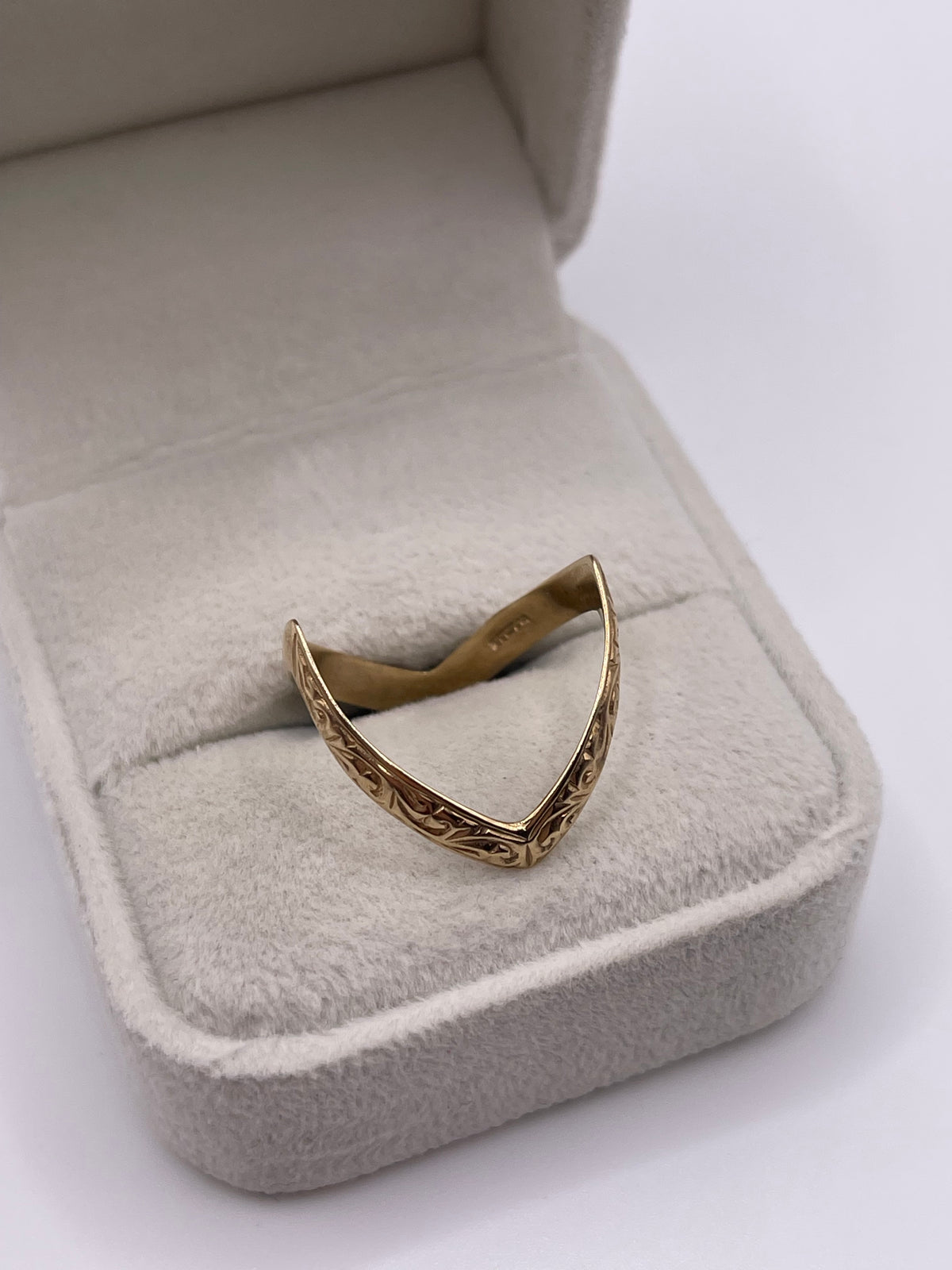 9ct gold double wishbone ring