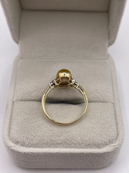 9ct gold cabochon gemstone and diamond ring