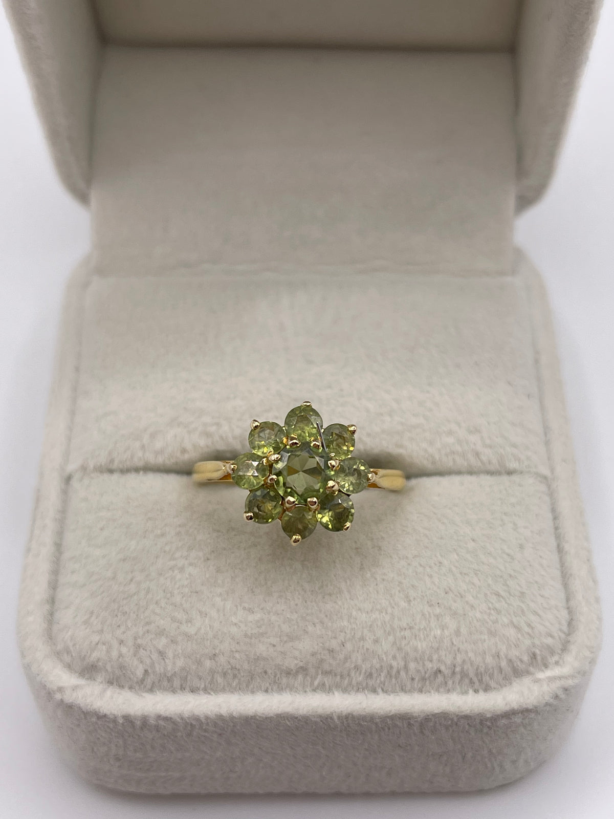 9ct gold quartz cluster ring
