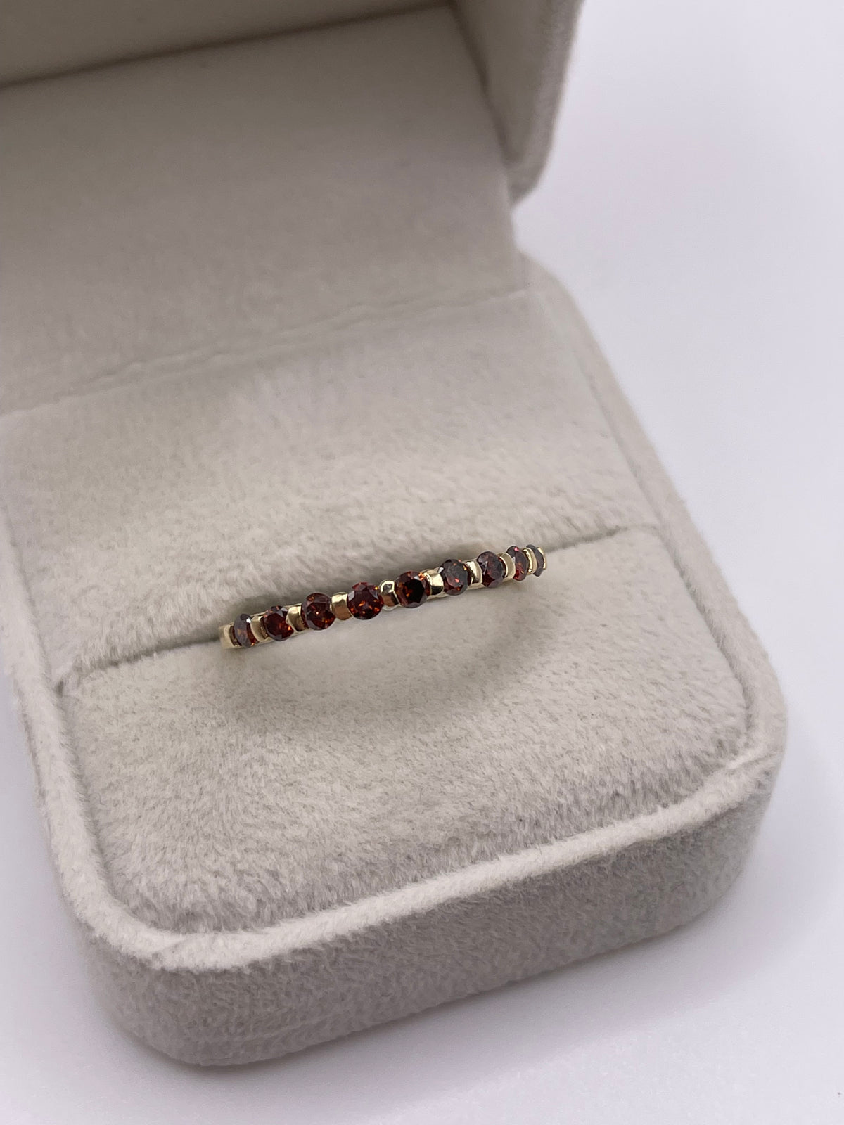 9ct gold red diamond ring