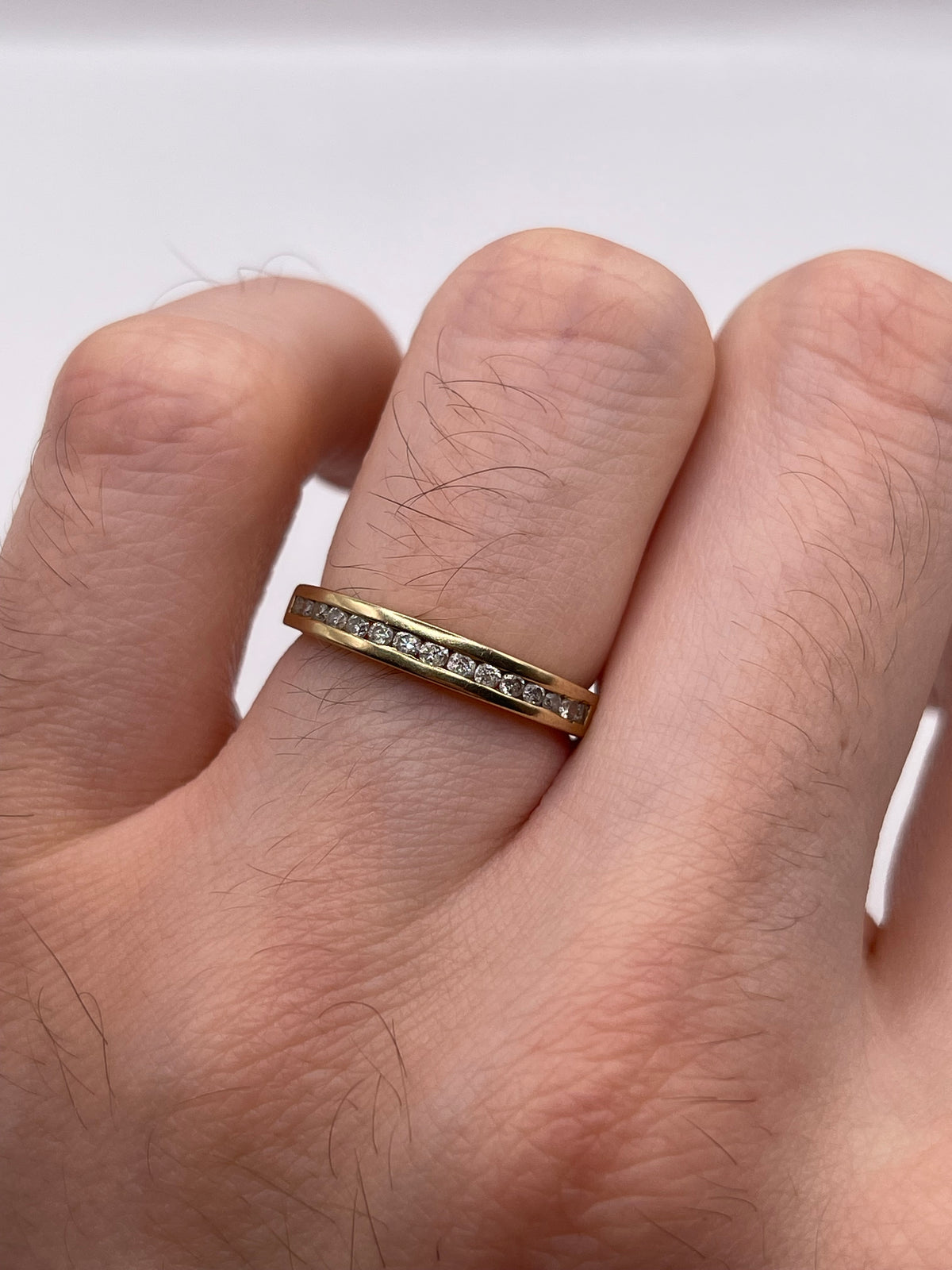 9ct gold diamond ring