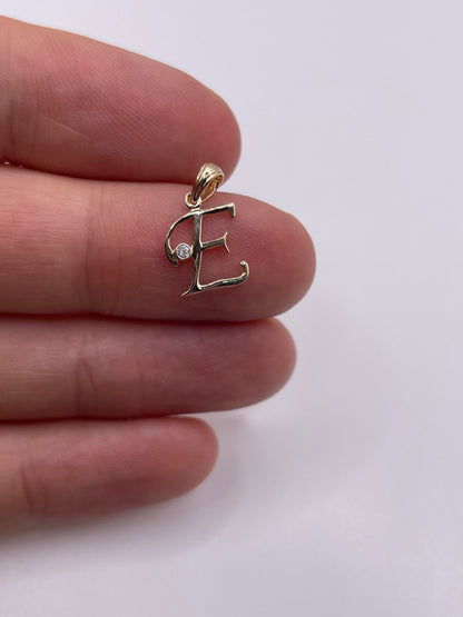 9ct gold diamond initial E pendant