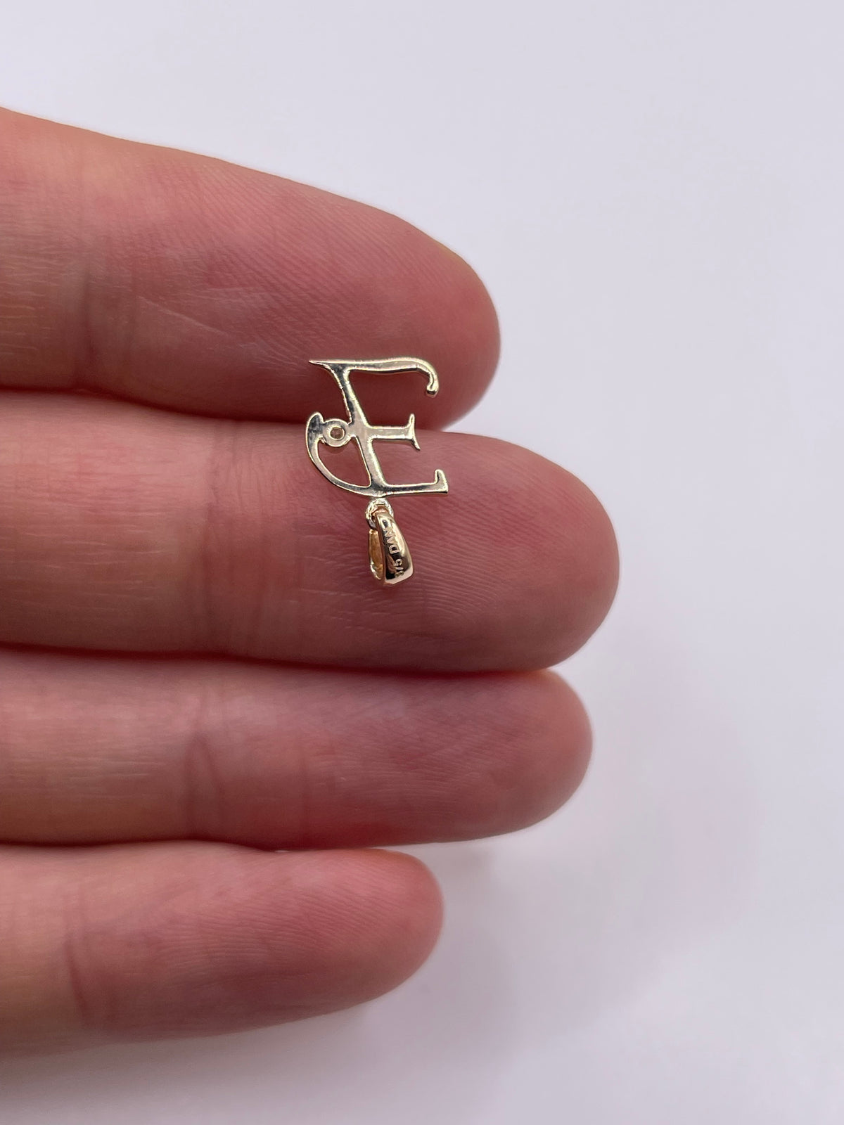 9ct gold diamond initial E pendant