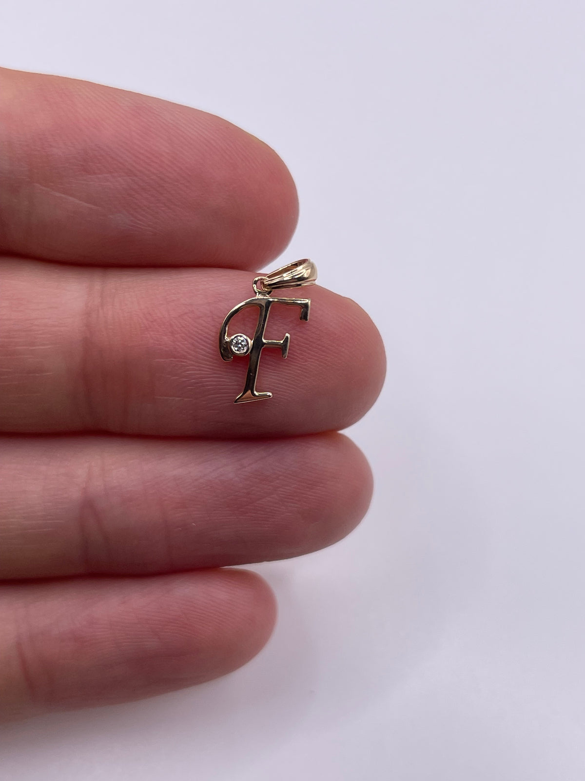 9ct gold diamond initial F pendant