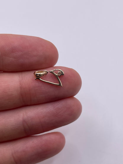 9ct gold diamond initial V pendant
