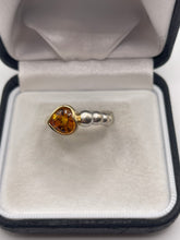 Load image into Gallery viewer, 9ct gold citrine paste ring
