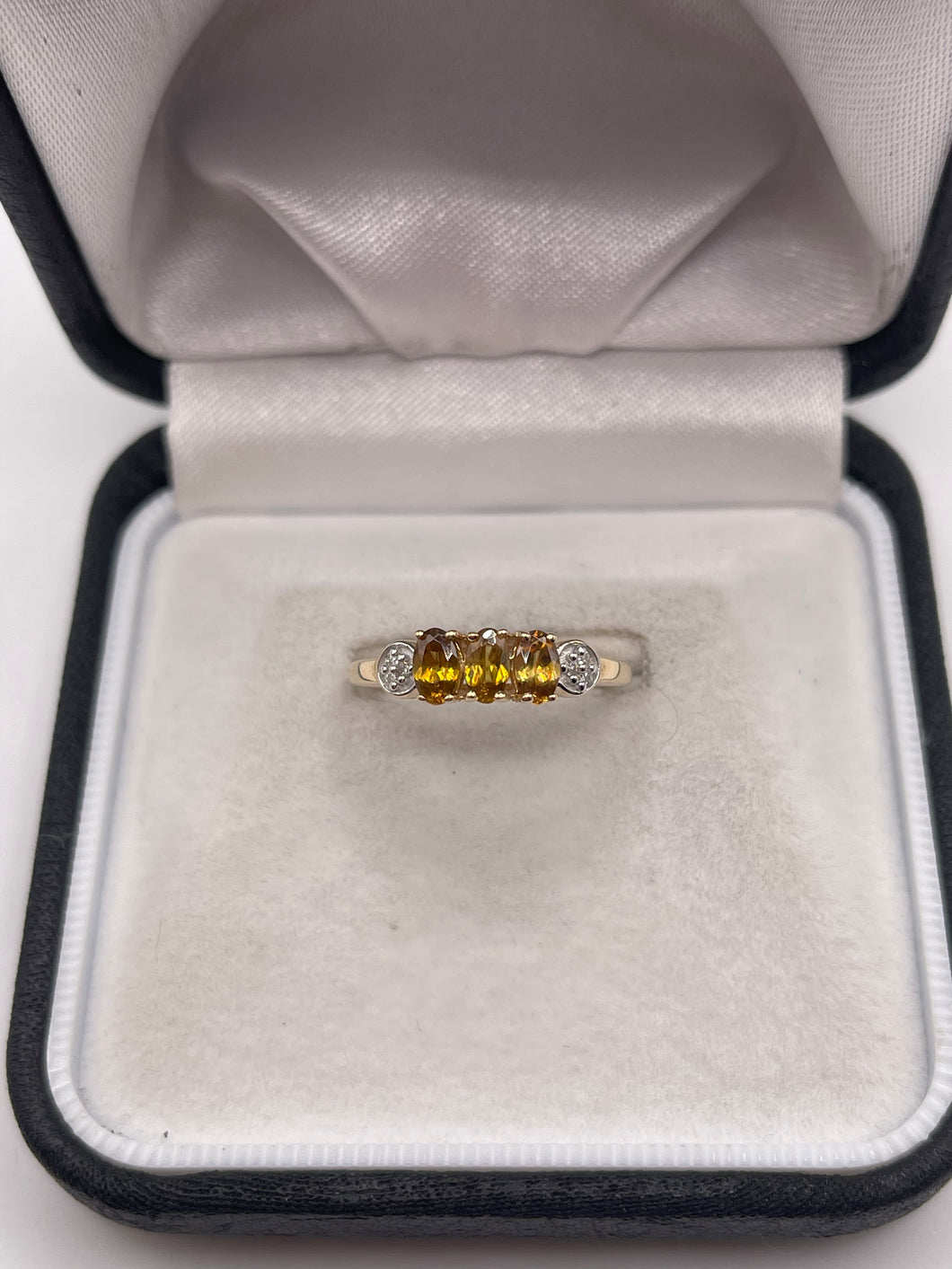 9ct gold sphene and diamond ring
