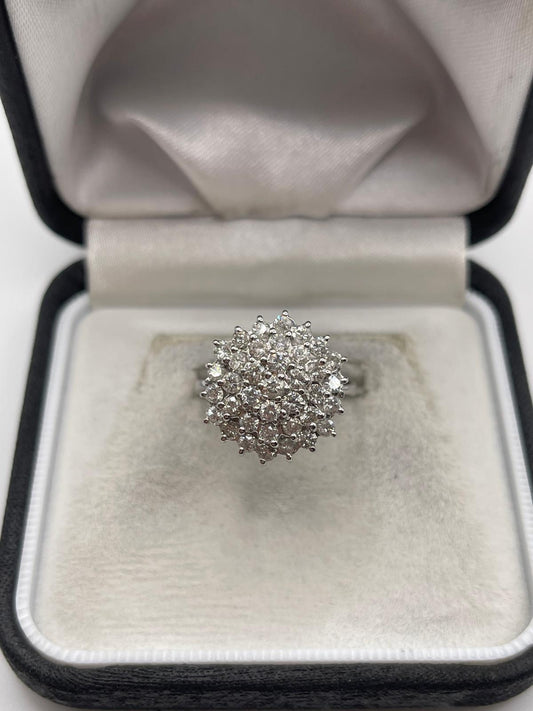 18ct white gold diamond cluster ring