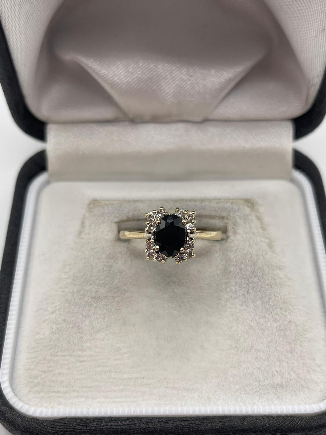 9ct gold sapphire and diamond ring