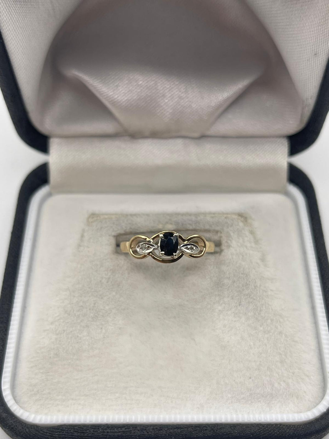 9ct gold sapphire and diamond ring