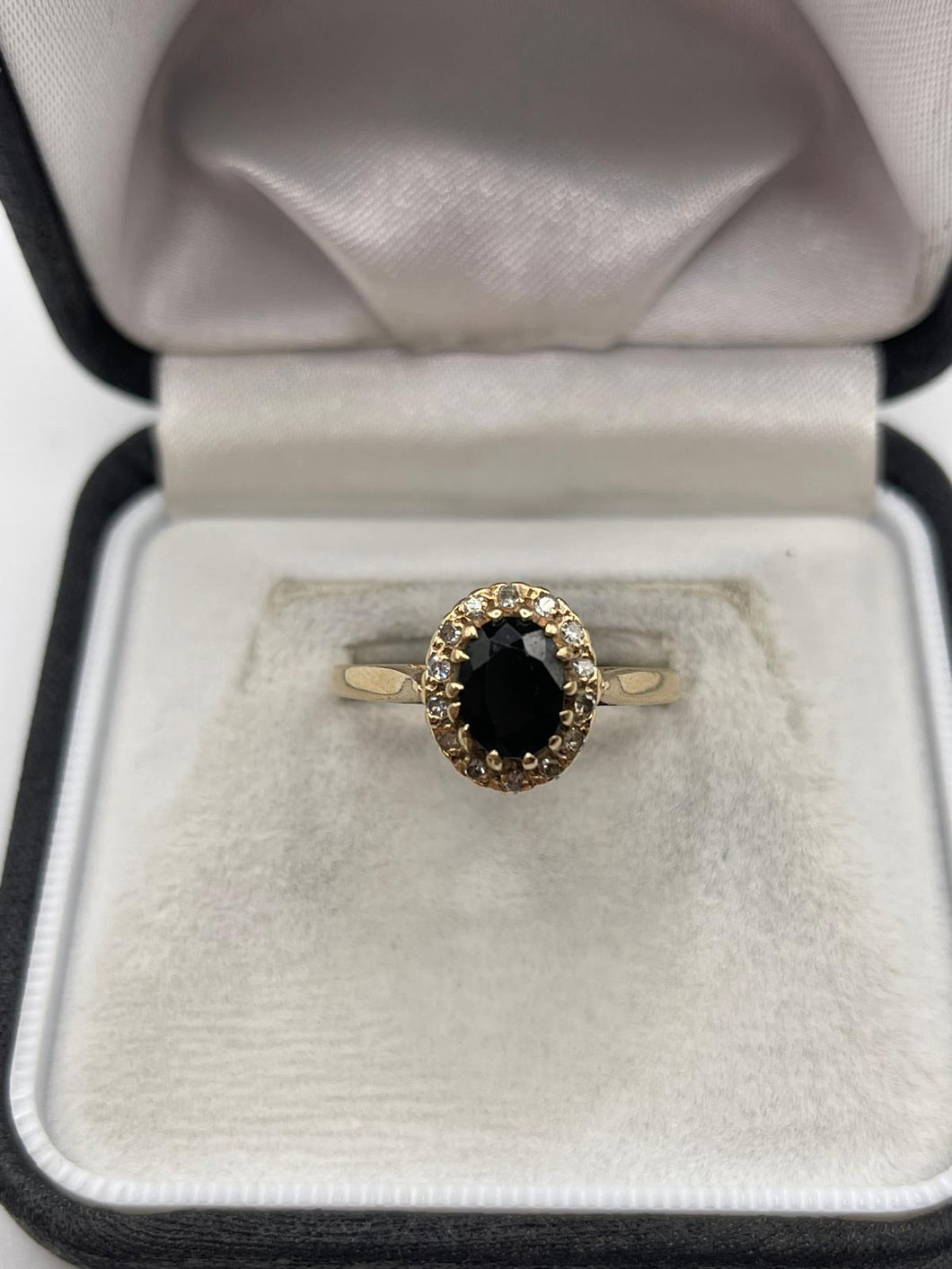 9ct gold sapphire and diamond ring