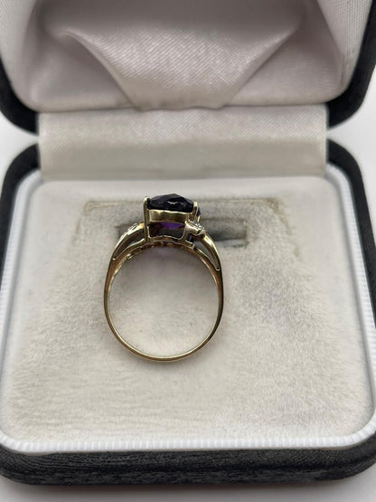 9ct gold amethyst and diamond ring
