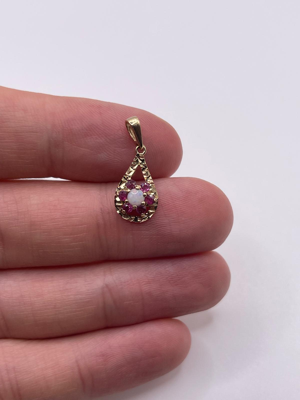 9ct gold opal and ruby pendant