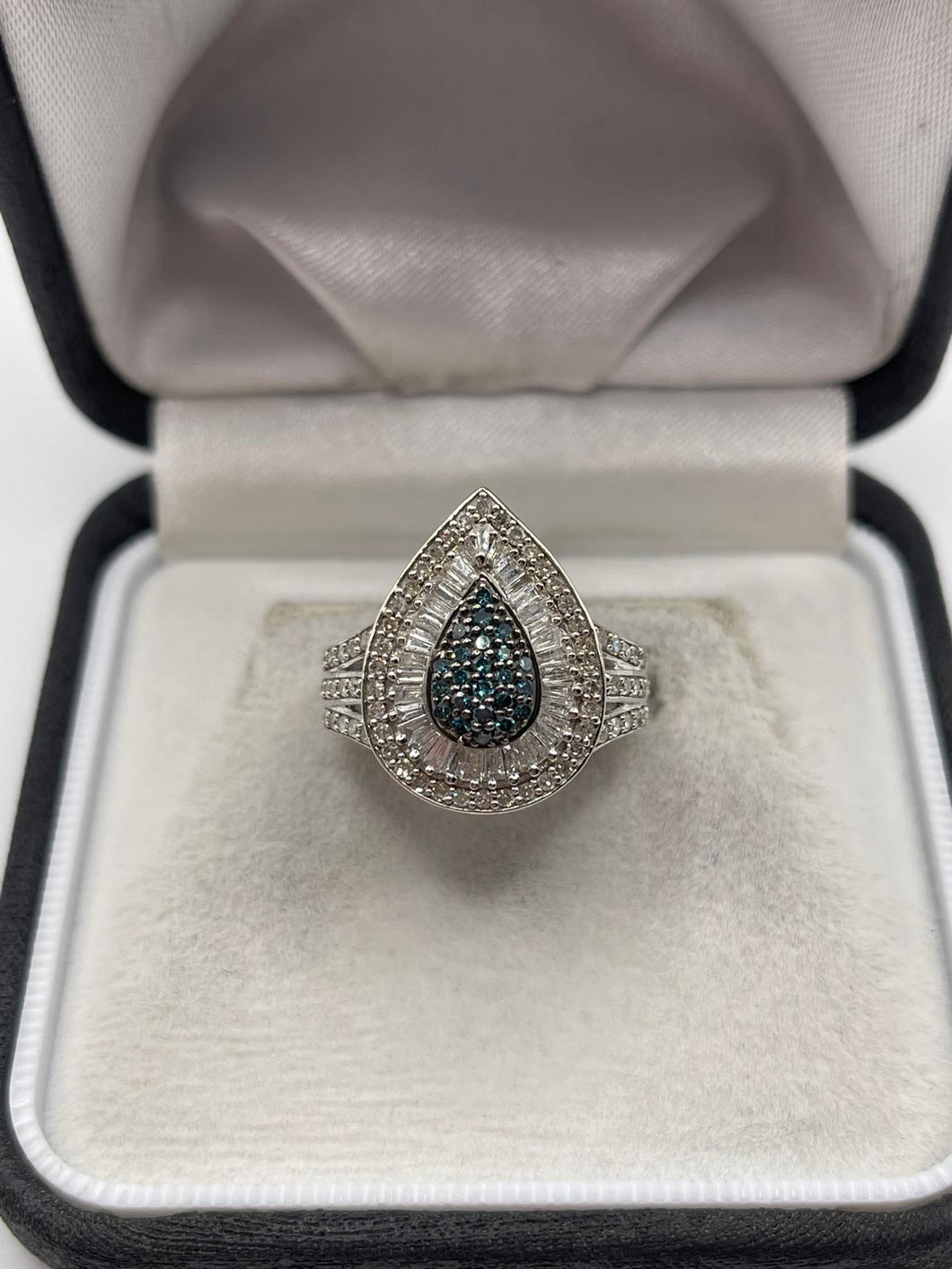 9ct white gold diamond ring
