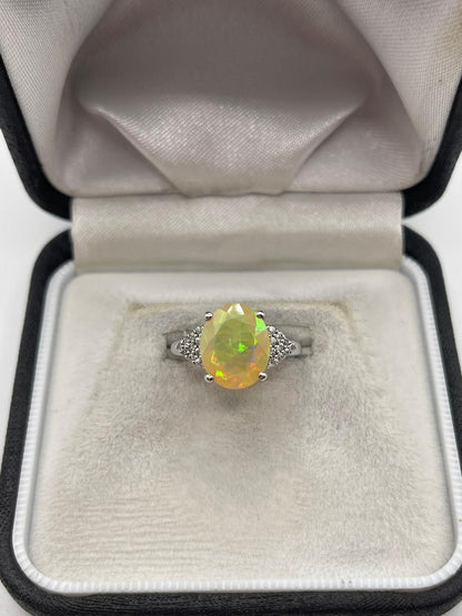 9ct white gold opal and zircon ring