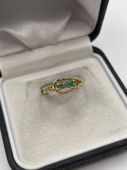 9ct gold emerald ring