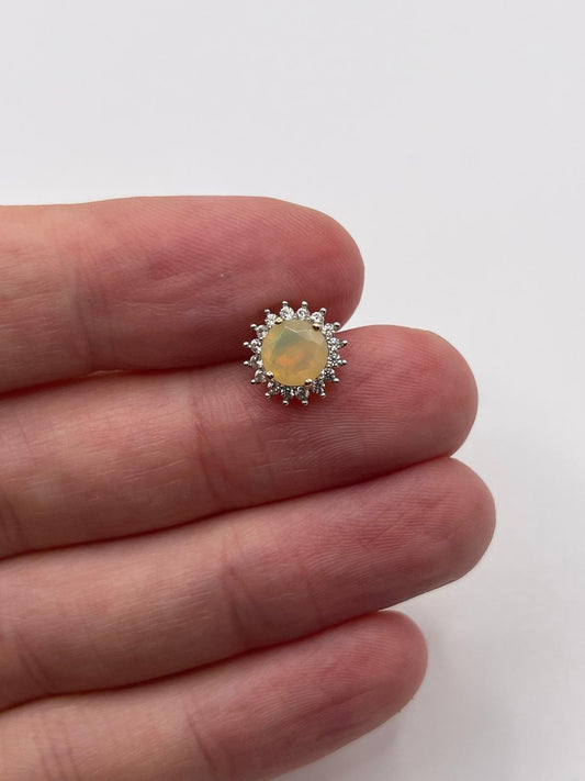 9ct gold opal and zircon pendant